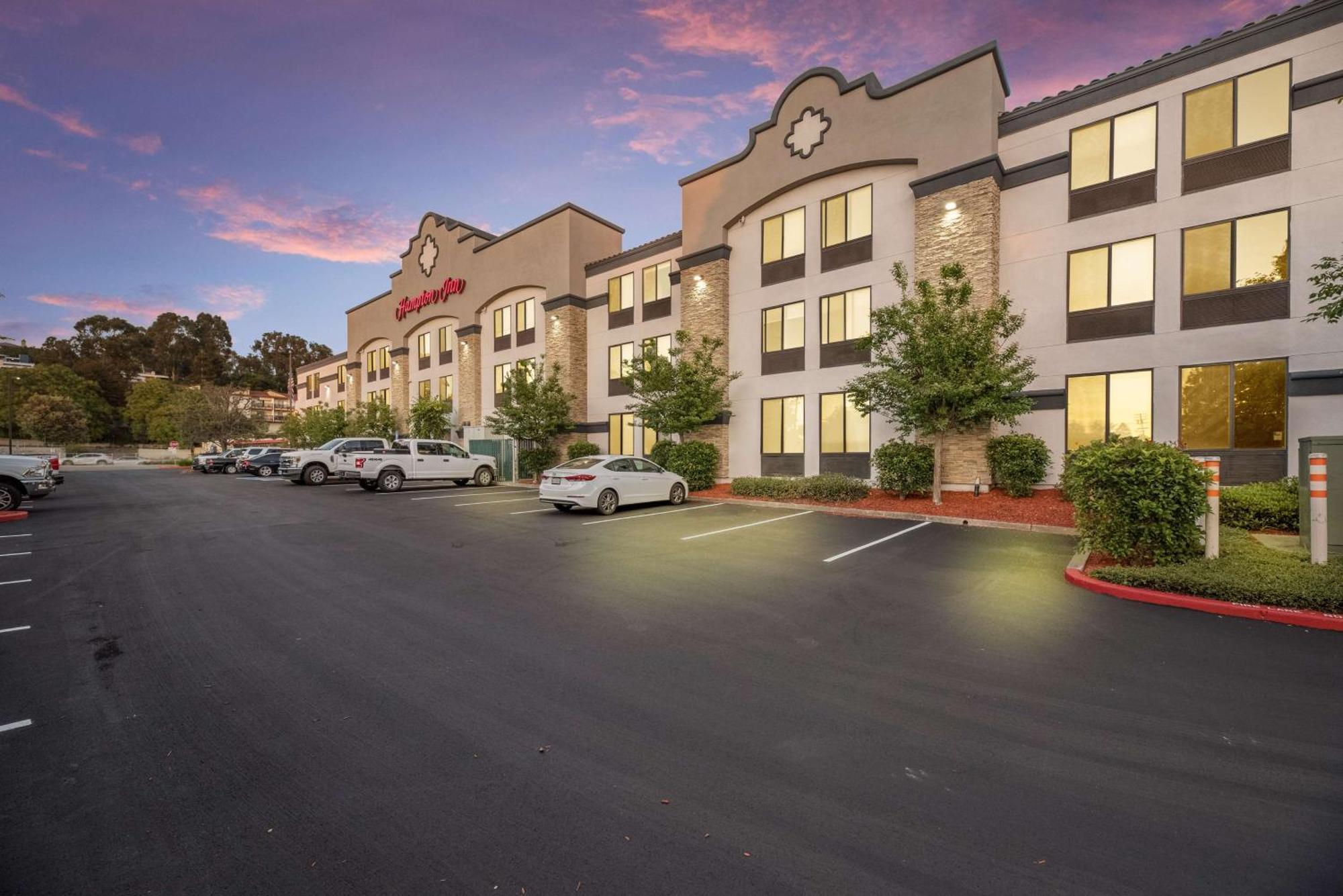 Hampton Inn Oakland-הייווארד מראה חיצוני תמונה