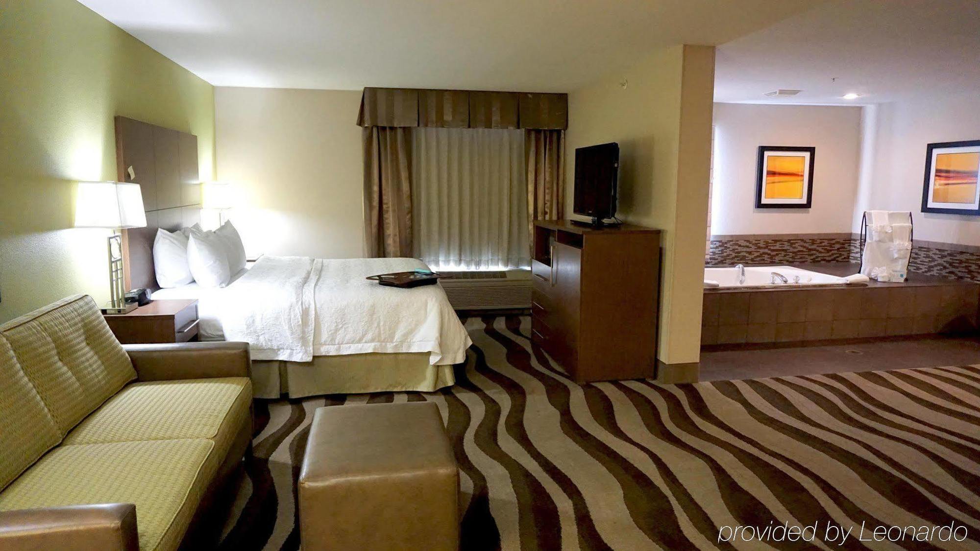 Hampton Inn Oakland-הייווארד מראה חיצוני תמונה