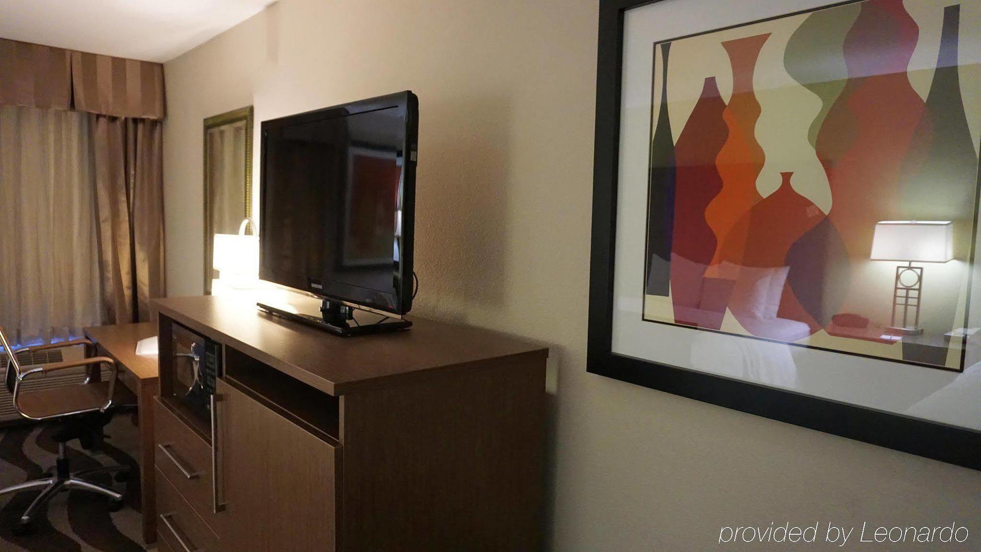 Hampton Inn Oakland-הייווארד מראה חיצוני תמונה
